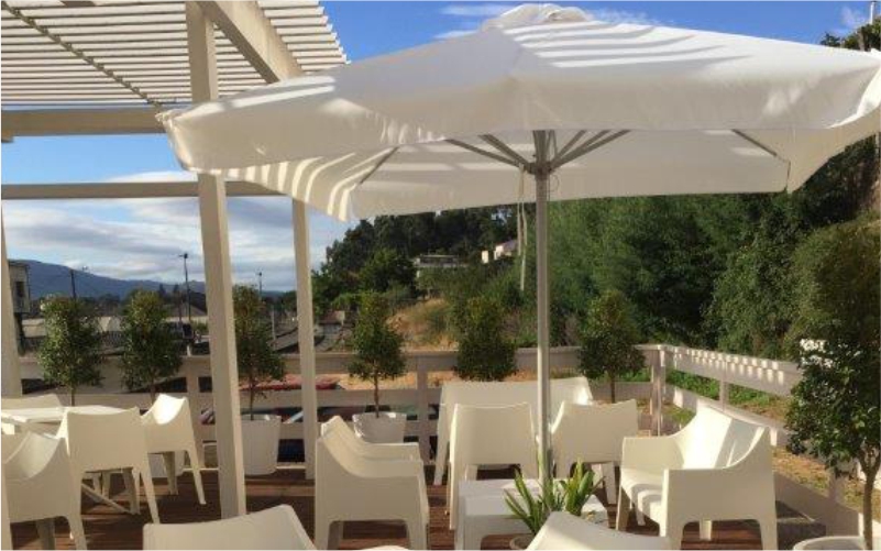 Terraza en el Hotel Rosalía de Padrón